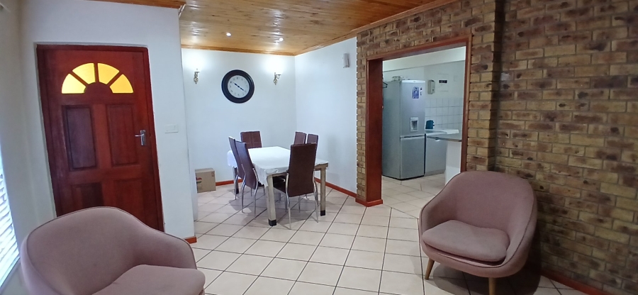 4 Bedroom Property for Sale in Hyde Park Western Cape